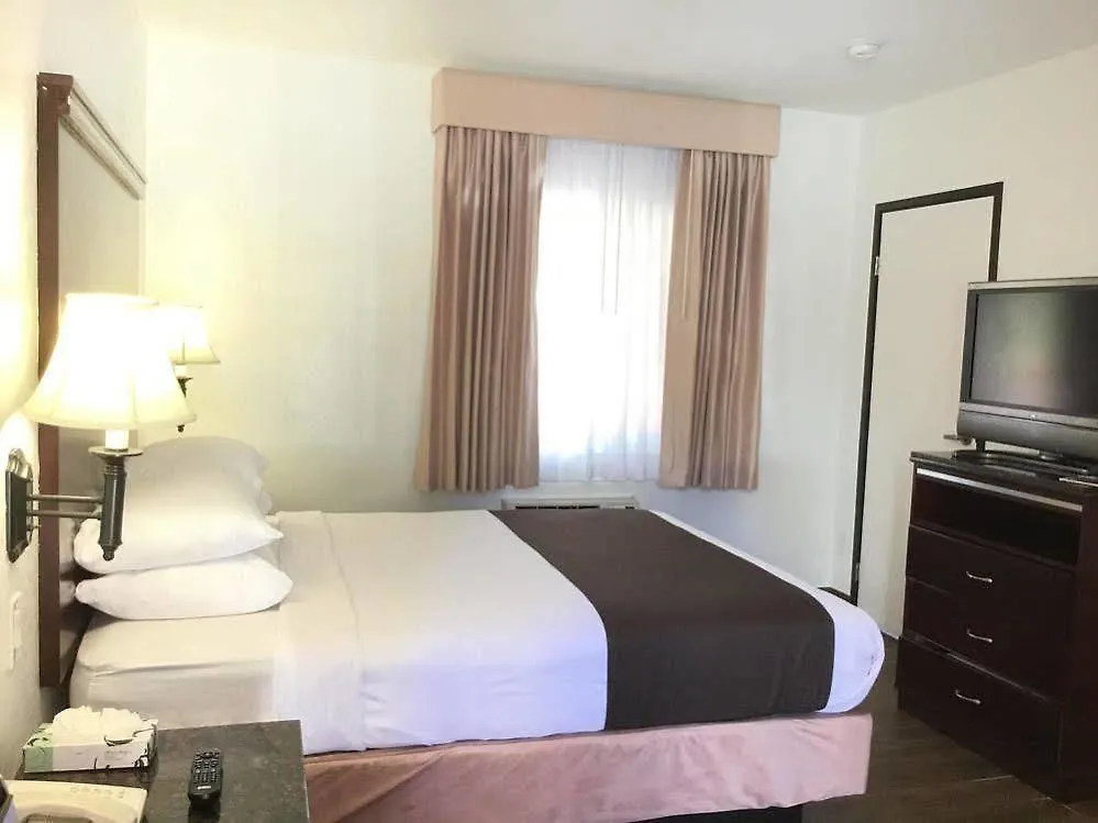 Downtown 2* San Diego