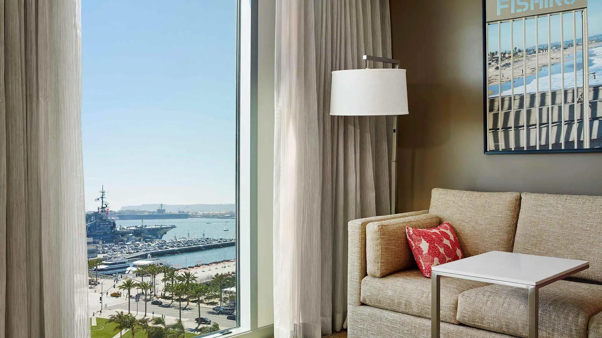 By Marriott Downtown/bayfront San Diego