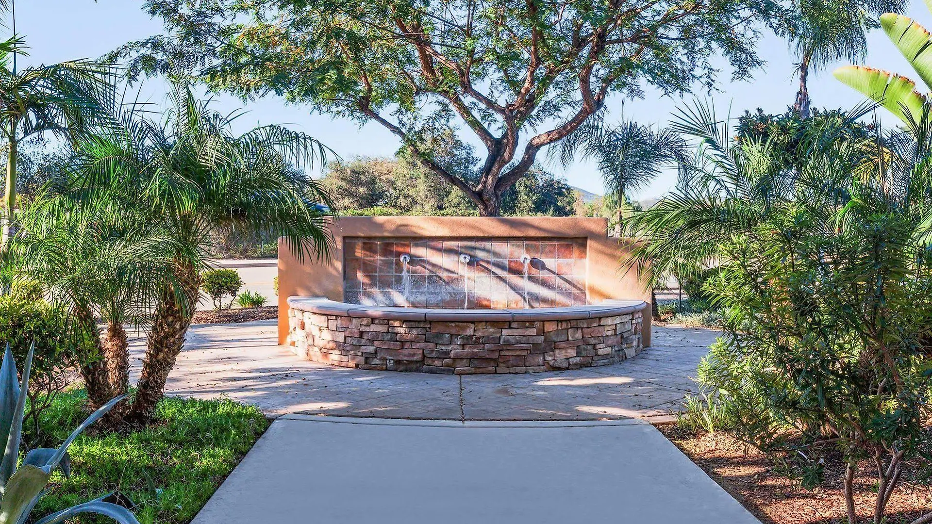 Springhill By Marriott Mission Valley Hotel 3*