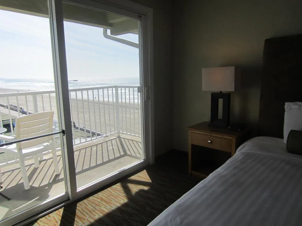 Surfer Hotel 3*