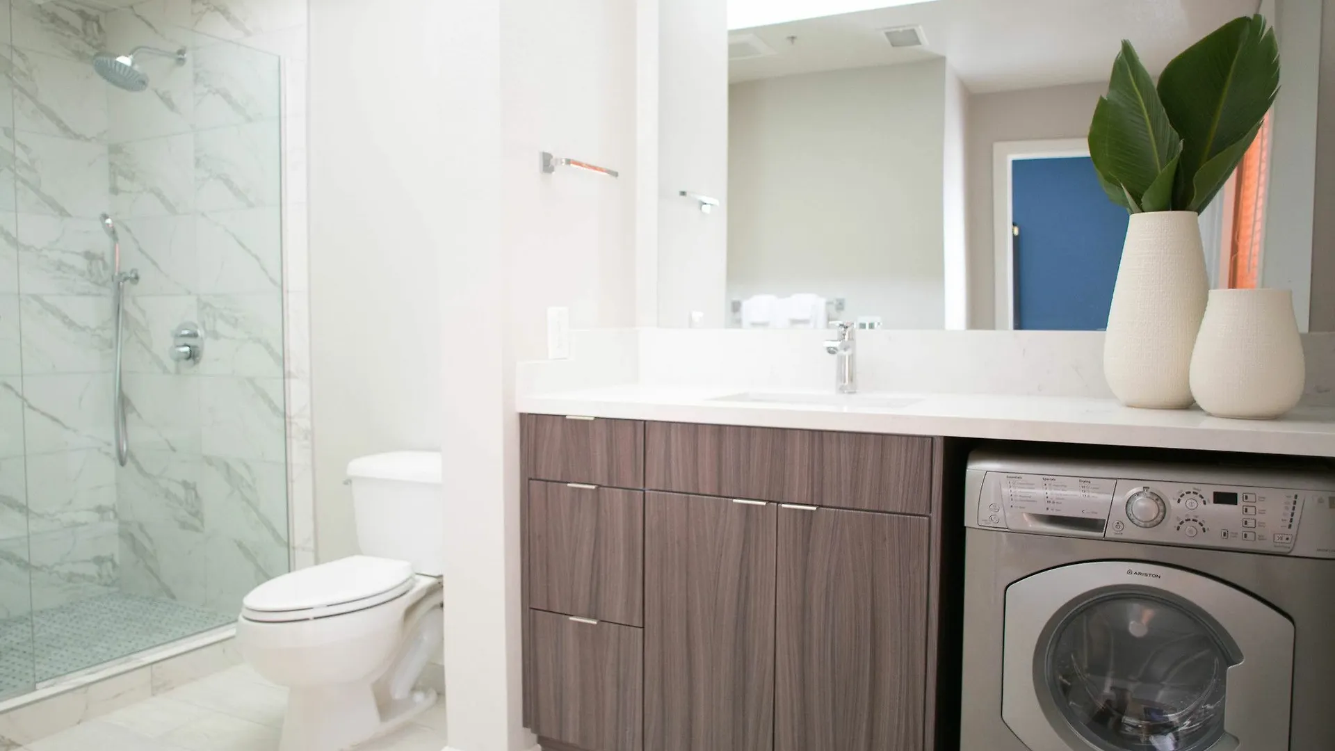 Stunning 1br In Gaslamp Quarter By Sonder *