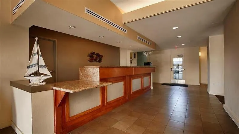 Hotel Western Yacht Harbor 3*