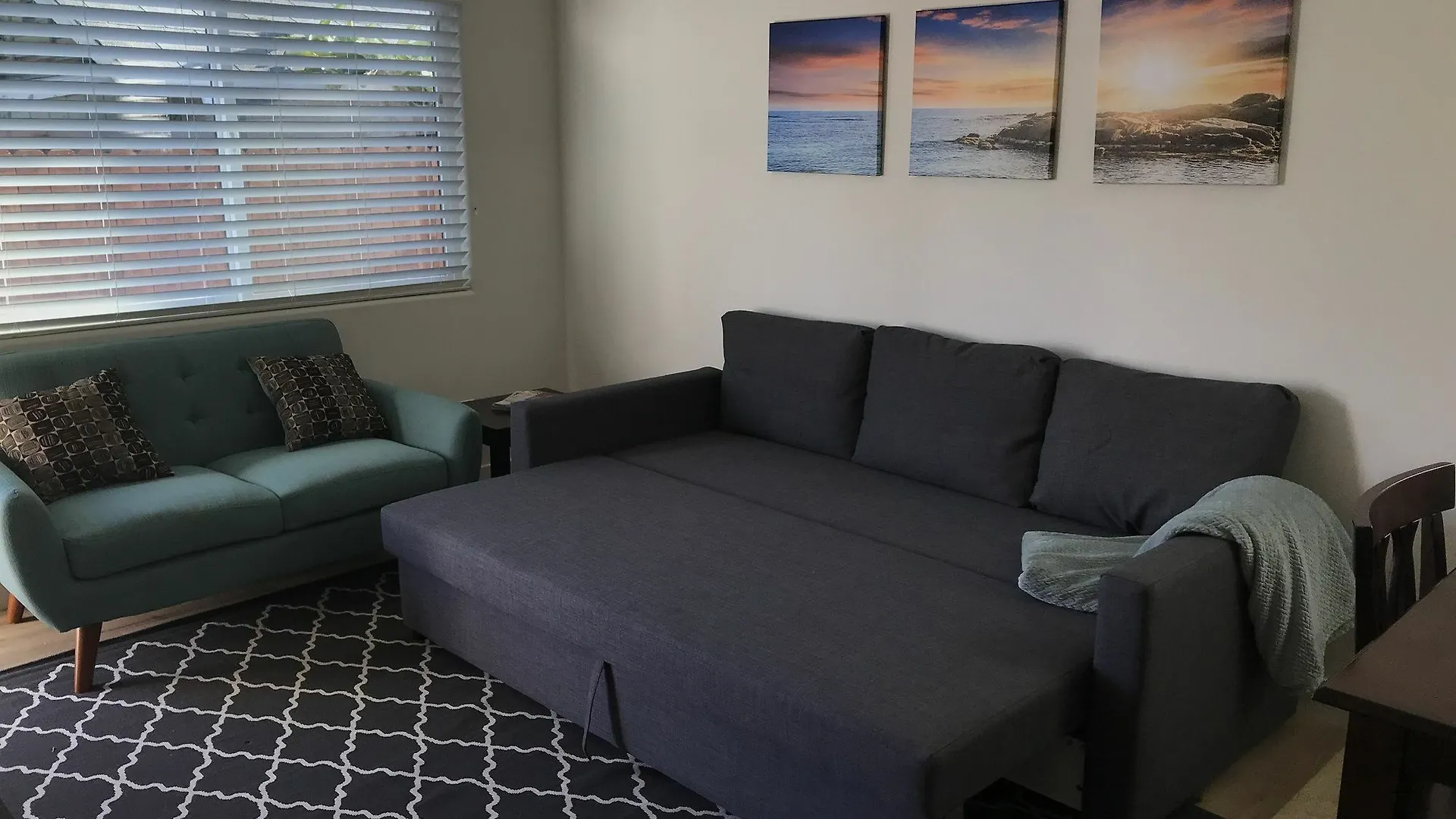 Modern Hillcrest 2 Bedroom San Diego