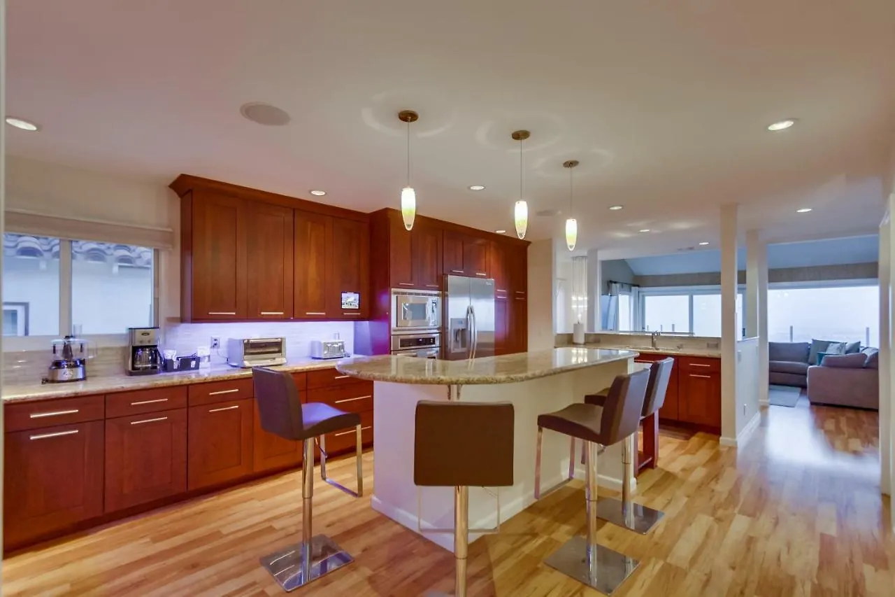 Incredible Hilltop Luxury Bay View Retreat 圣地亚哥
