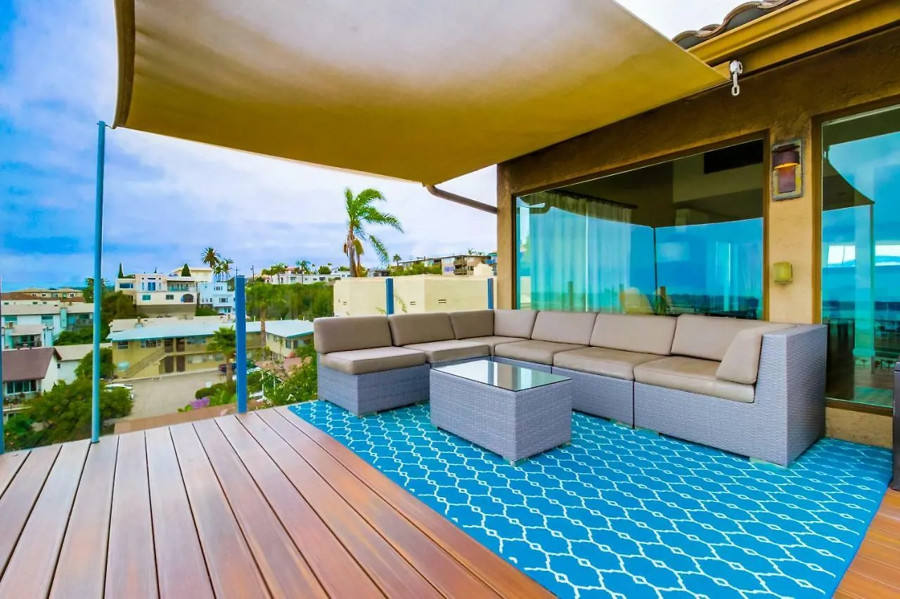 度假居 Incredible Hilltop Luxury Bay View Retreat 圣地亚哥