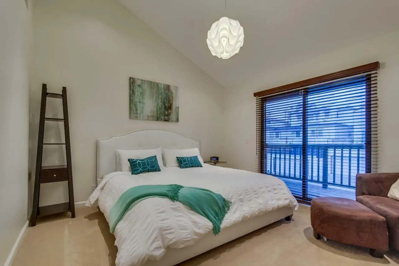 Incredible Hilltop Luxury Bay View Retreat *