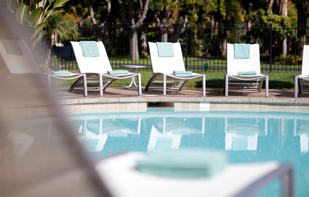 Paradise Point Resort&spa 4*