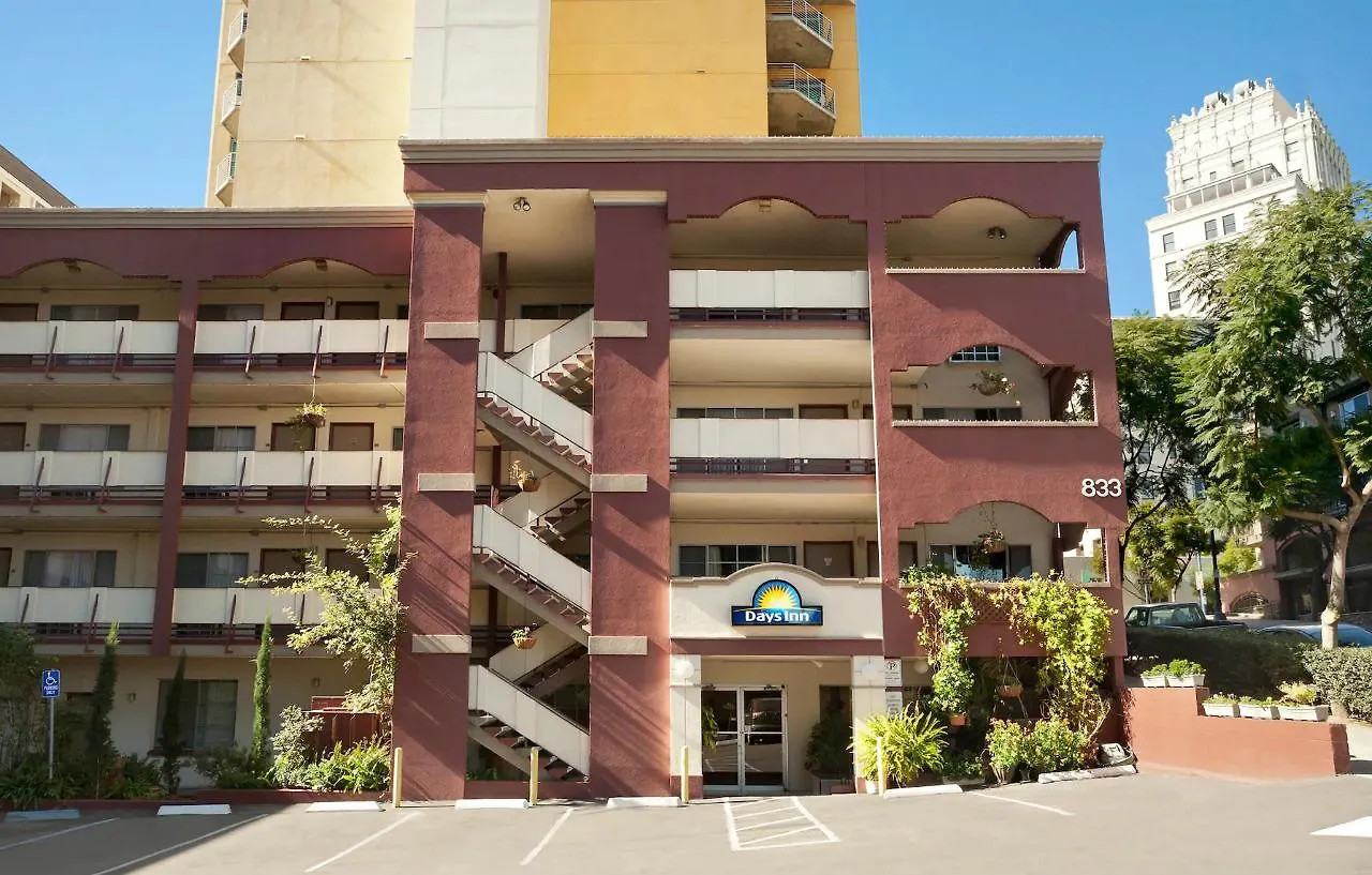 Hotel Days By Wyndham San Diego/downtown/convention Center San Diego